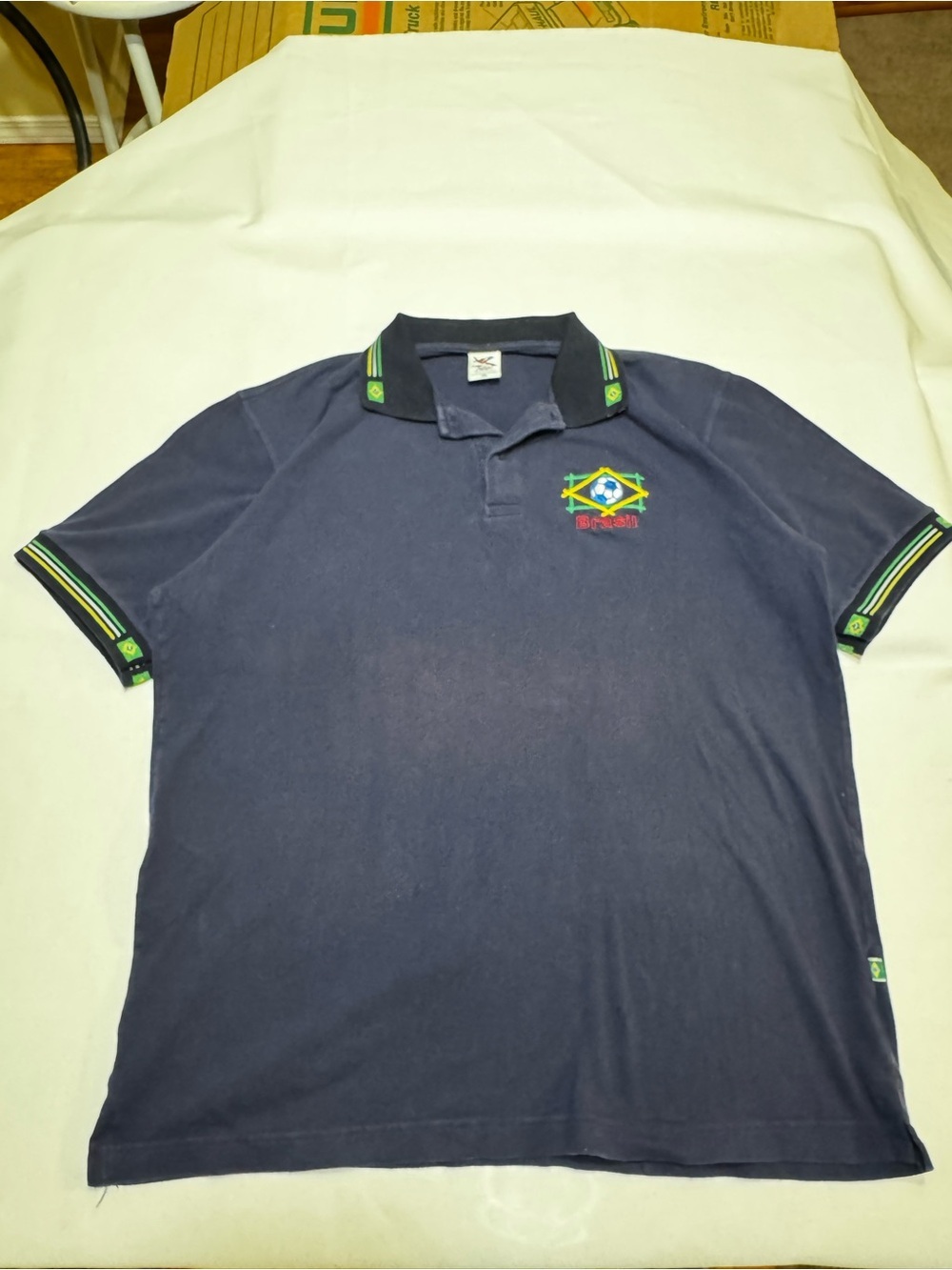 Men's Navy Polo Shirt with Brazil Crest - Picture 1 of 4